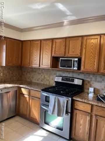 39480 Baroque Boulevard, Clinton Township, MI 48038