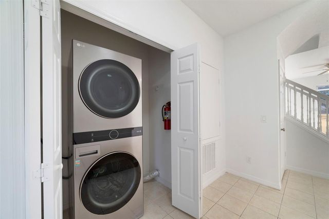 1286 SOUTH BEACH CIRCLE, Kissimmee, FL 34746