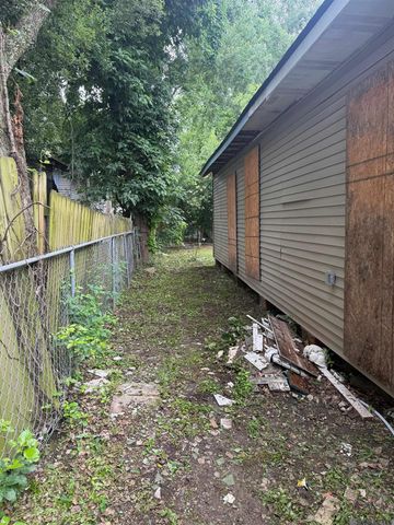 1905 Pocahontas St, Baton Rouge, LA 70805