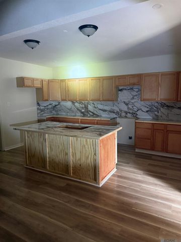 1905 Pocahontas St, Baton Rouge, LA 70805