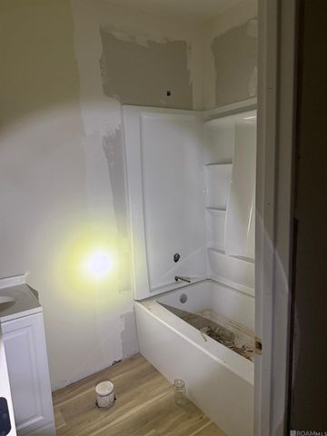 1905 Pocahontas St, Baton Rouge, LA 70805