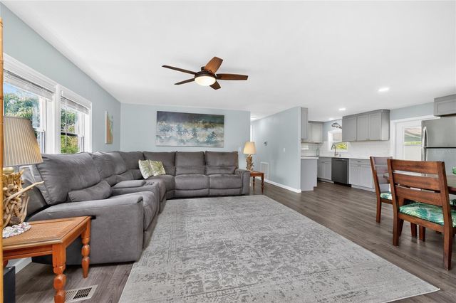 258 VIA DE LUNA, Englewood, FL 34224