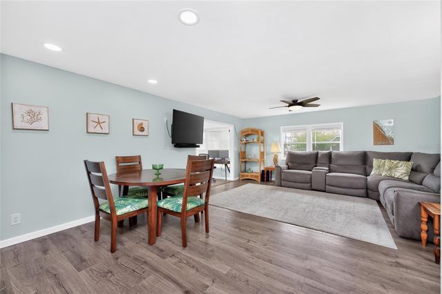 258 VIA DE LUNA, Englewood, FL 34224
