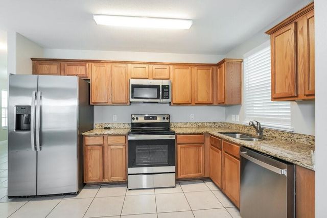 4955 N Cancun Drive, Houston, TX 77045