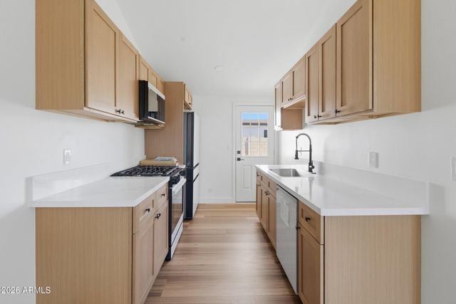 1805 N 31ST Street, Phoenix, AZ 85008