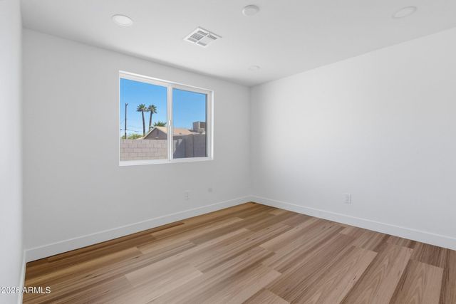 1805 N 31ST Street, Phoenix, AZ 85008