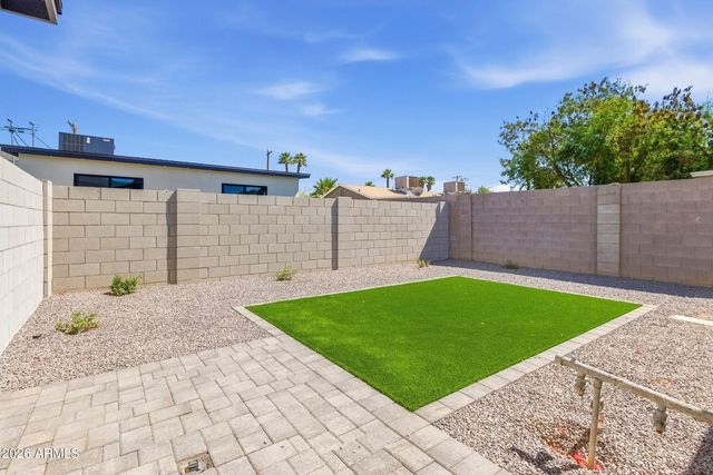 1805 N 31ST Street, Phoenix, AZ 85008