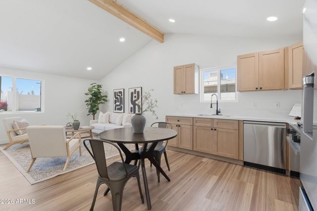 1805 N 31ST Street, Phoenix, AZ 85008