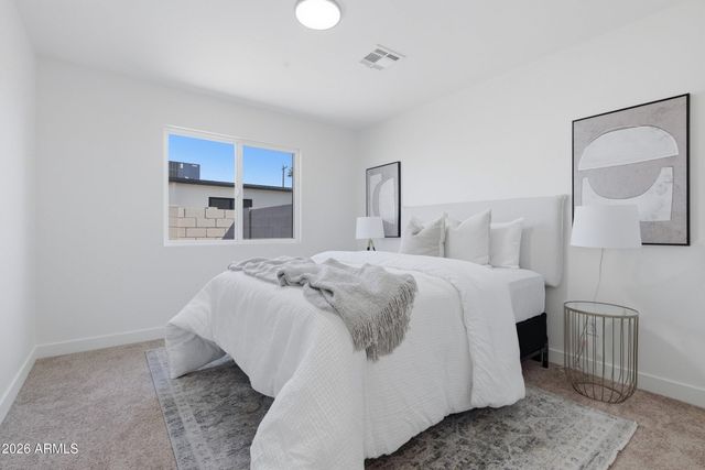 1805 N 31ST Street, Phoenix, AZ 85008