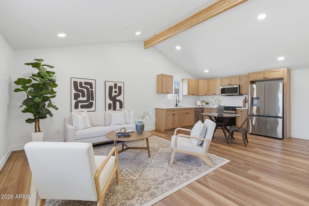 1805 N 31ST Street, Phoenix, AZ 85008