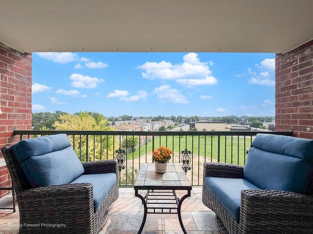 8540 W Foster Avenue 503, Norridge, IL 60706