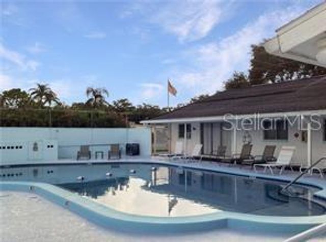 242 SKY LOCH DRIVE E, Dunedin, FL 34698