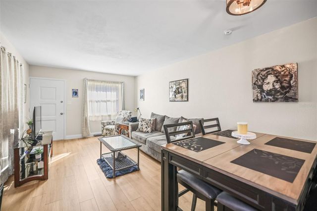 242 SKY LOCH DRIVE E, Dunedin, FL 34698