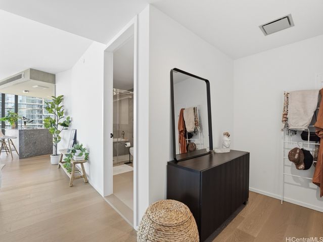 1000 Auahi Street 2901, Honolulu, HI 96814