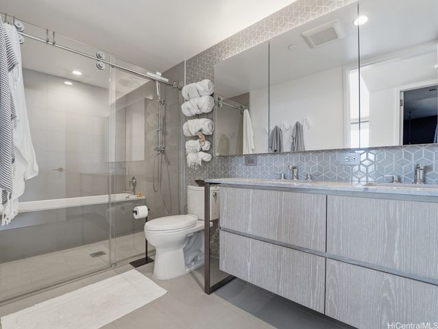 1000 Auahi Street 2901, Honolulu, HI 96814