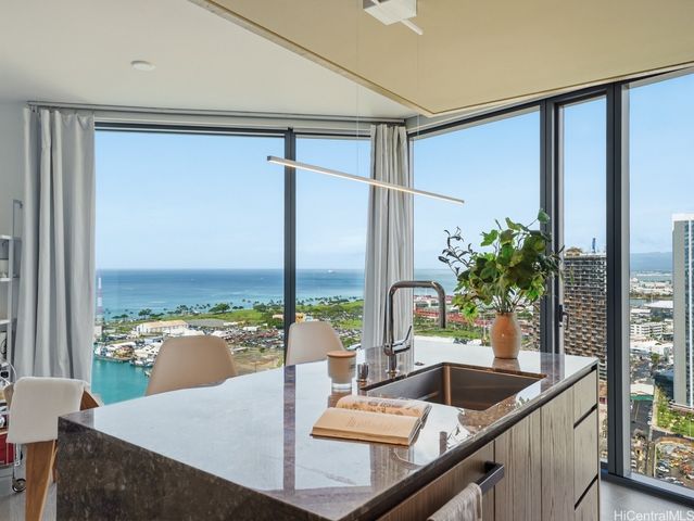 1000 Auahi Street 2901, Honolulu, HI 96814