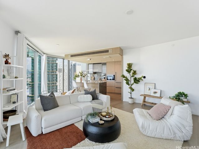 1000 Auahi Street 2901, Honolulu, HI 96814