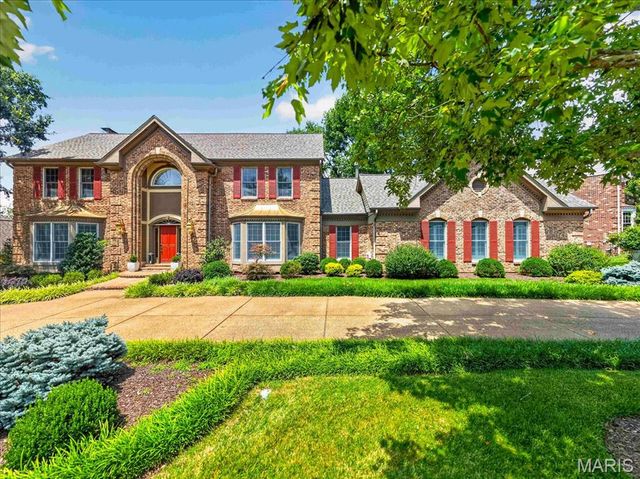 14673 Summer Blossom Lane, Chesterfield, MO 63017