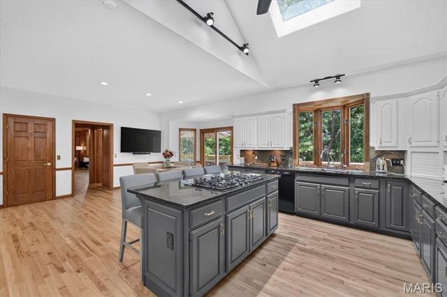 14673 Summer Blossom Lane, Chesterfield, MO 63017