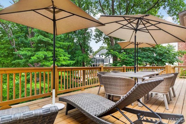 14673 Summer Blossom Lane, Chesterfield, MO 63017