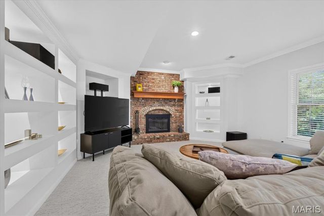 14673 Summer Blossom Lane, Chesterfield, MO 63017