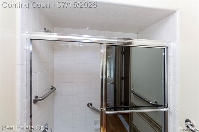 18801 Maple Circle 13, Clinton Township, MI 48036