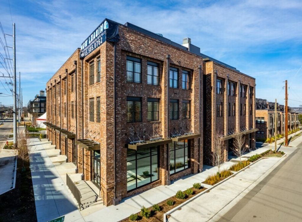 707 26th Ave N Apt 210, Nashville, TN 37208