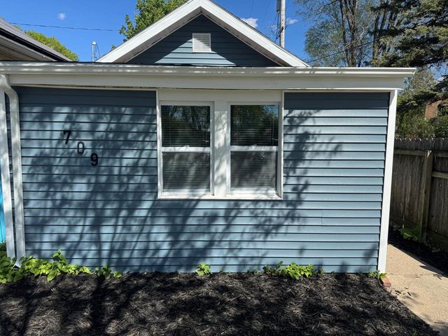 709 Dexter STREET, Madison, WI 53704