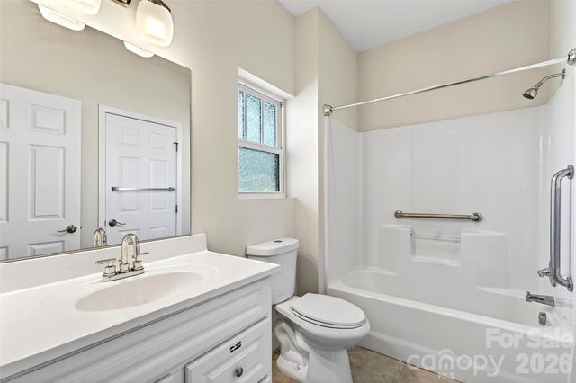 104 Hiawassee Avenue, Black Mountain, NC 28711