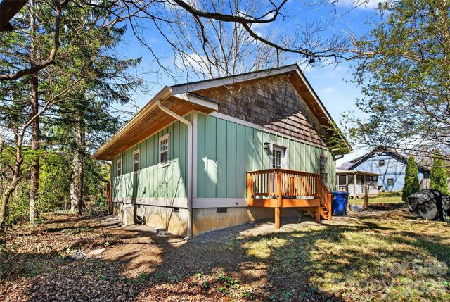 104 Hiawassee Avenue, Black Mountain, NC 28711