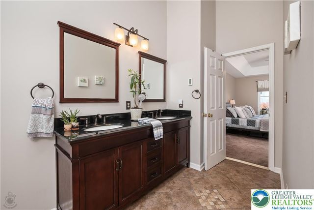 3 Tulip Court, Easton, PA 18045