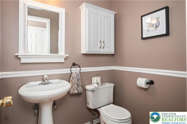 3 Tulip Court, Easton, PA 18045