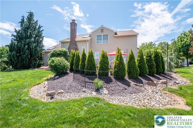 3 Tulip Court, Easton, PA 18045
