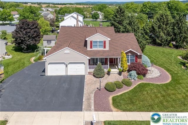 3 Tulip Court, Easton, PA 18045