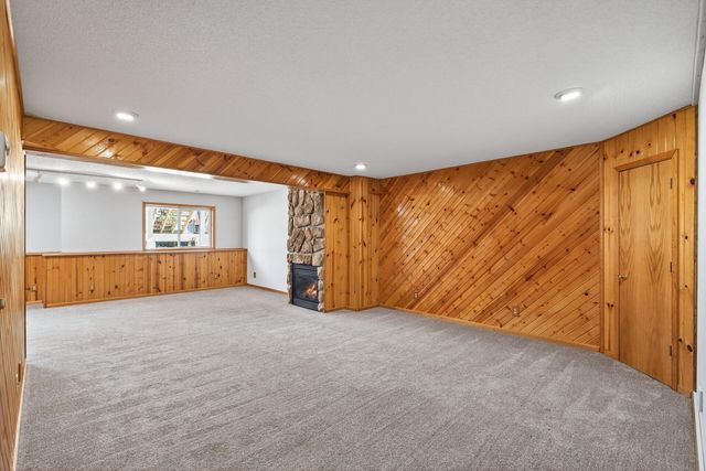 17229 Van Buren Street NE, Ham Lake, MN 55304