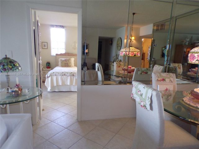 3020 Marcos Dr S214, Aventura, FL 33160