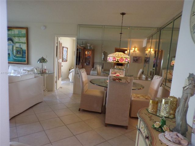 3020 Marcos Dr S214, Aventura, FL 33160