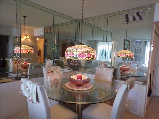 3020 Marcos Dr S214, Aventura, FL 33160