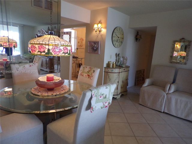 3020 Marcos Dr S214, Aventura, FL 33160