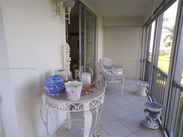 3020 Marcos Dr S214, Aventura, FL 33160