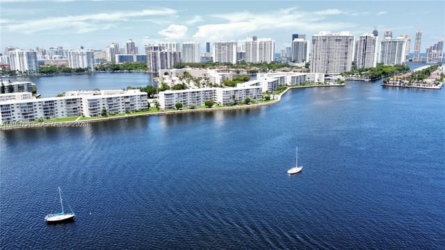 3020 Marcos Dr S214, Aventura, FL 33160