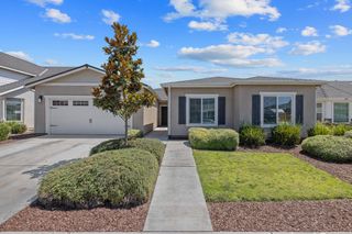1851 Softwind Drive, Tulare, CA 93274