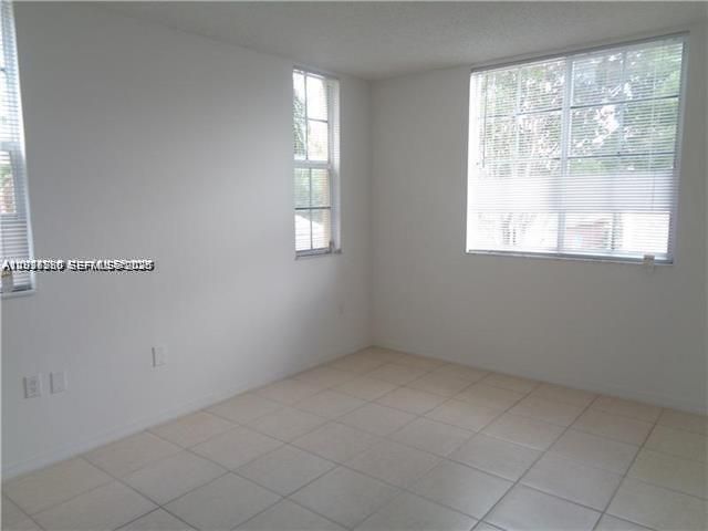 720 SW 111th Avenue 207, Pembroke Pines, FL 33025