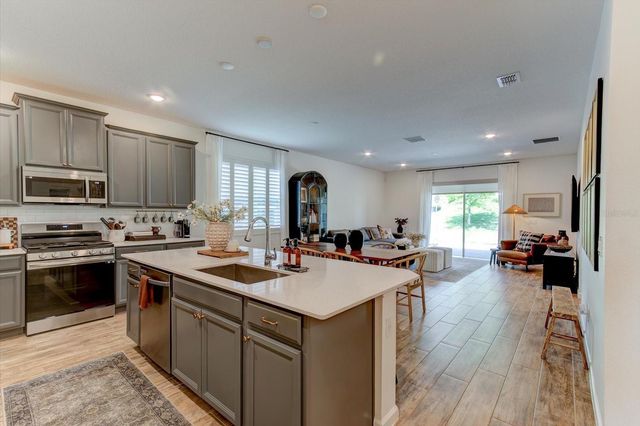2403 NATOMA BOULEVARD, Mount Dora, FL 32757
