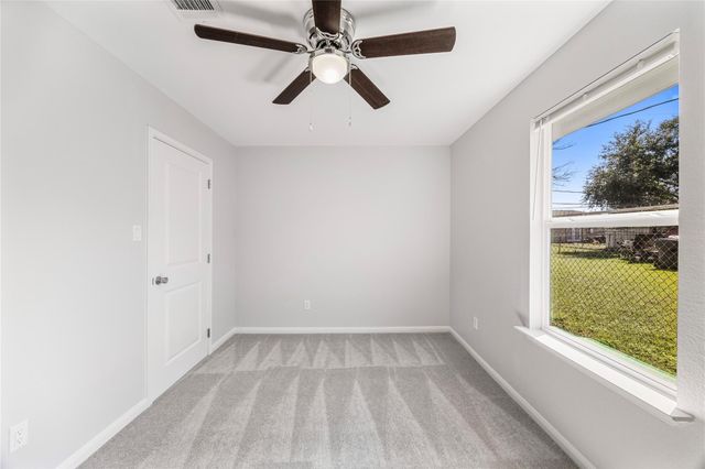 12611 S Coast Drive, Houston, TX 77047