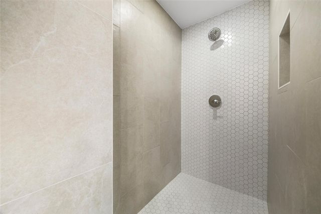 12611 S Coast Drive, Houston, TX 77047