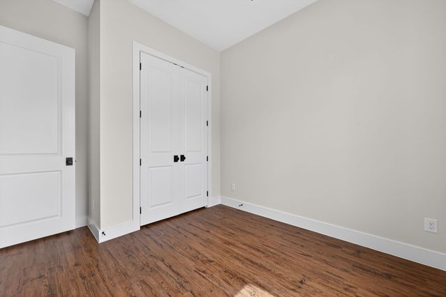 3711 Metropolitan Avenue, Dallas, TX 75210
