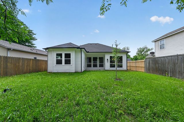 3711 Metropolitan Avenue, Dallas, TX 75210
