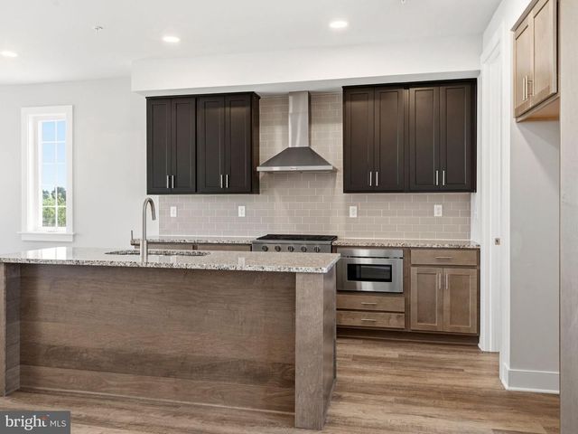 23 SNAP DRAGON RD, Carlisle, PA 17015