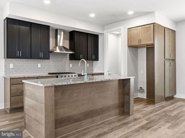 23 SNAP DRAGON RD, Carlisle, PA 17015